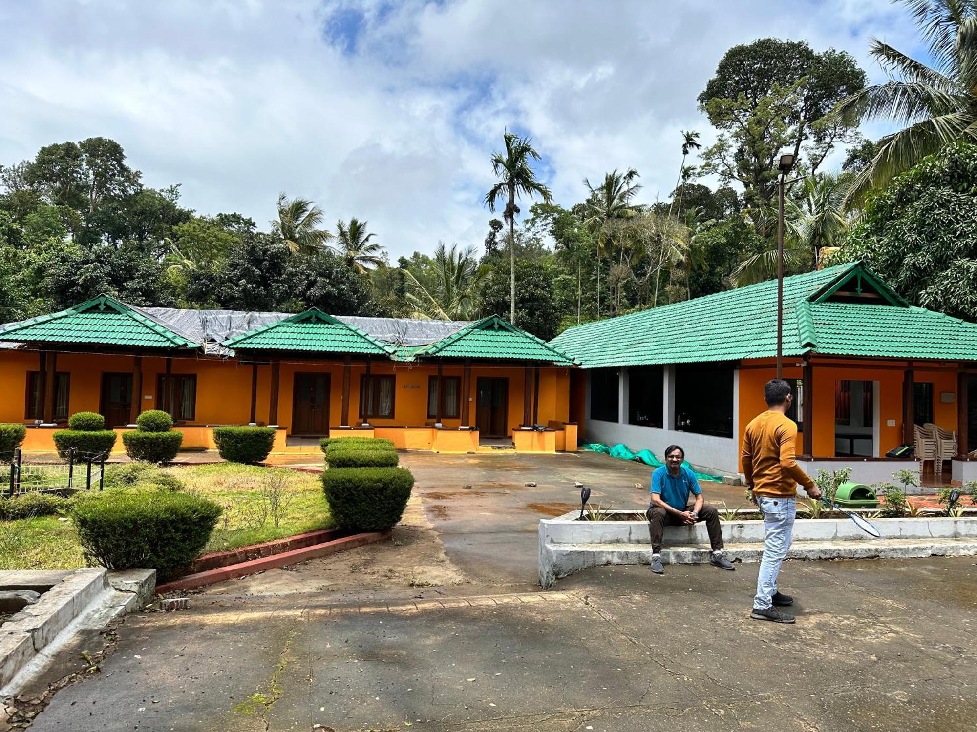 Sherlock Jungle Retreat Srimangala Exterior photo