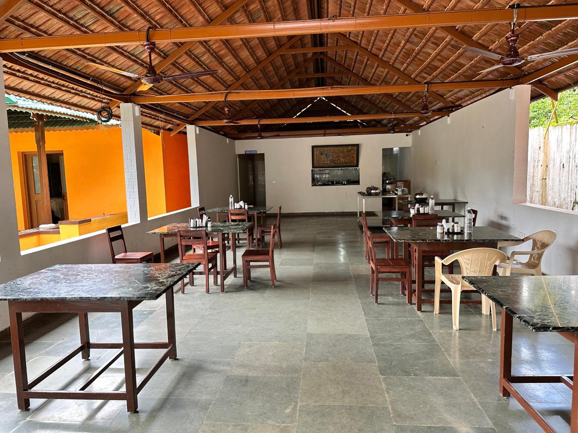 Sherlock Jungle Retreat Srimangala Exterior photo
